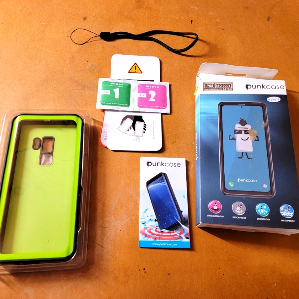 New In Box! Punkcase Samsung S9 case!
